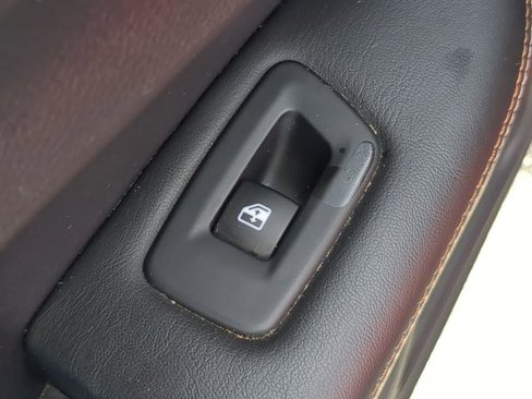 Used 2018 Jeep Compass Latitude w/ Popular Equipment Group image 32