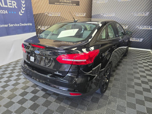 Used 2016 Ford Focus SE w/ Equipment Group 201A image 14