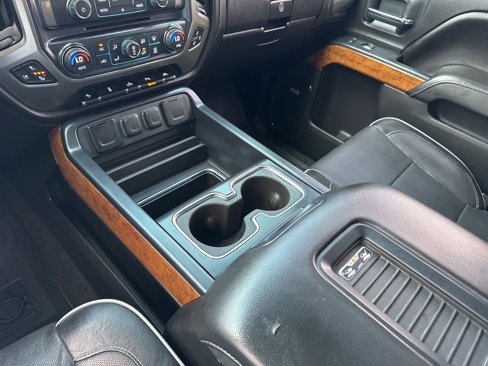 Used 2017 Chevrolet Silverado 1500 High Country image 36
