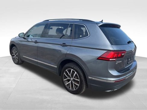 Used 2021 Volkswagen Tiguan SE image 4