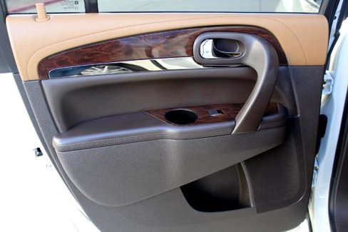 Used 2015 Buick Enclave Leather image 12