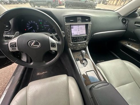 Used 2011 Lexus IS 350C image 21
