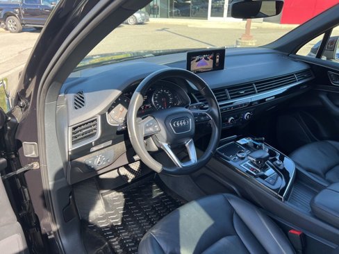 Used 2017 Audi Q7 3.0T Premium Plus image 14