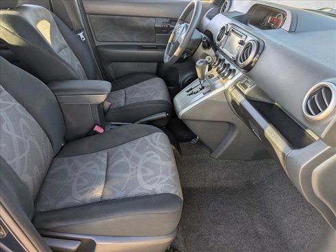 Used 2015 Scion xB image 20