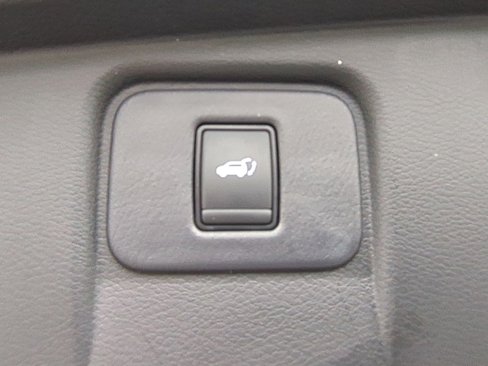 Certified 2018 Nissan Murano Platinum image 35