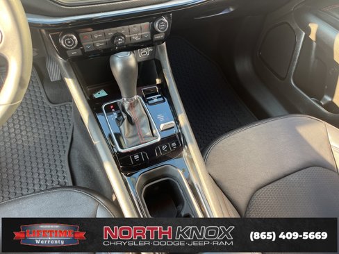 Used 2024 Jeep Compass Trailhawk image 12
