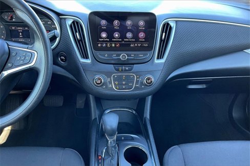 Used 2022 Chevrolet Malibu LT image 6