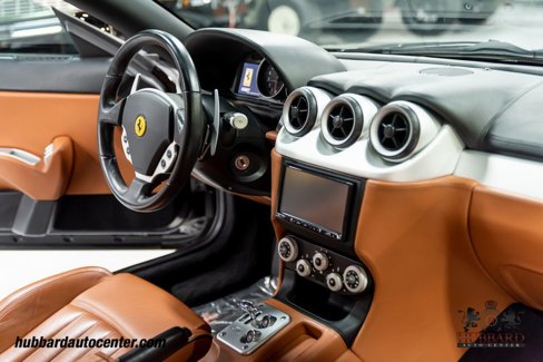 Used 2005 Ferrari 612 Scaglietti image 16