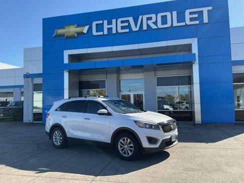 Used 2016 Kia Sorento LX w/ LX Convenience Package image 1