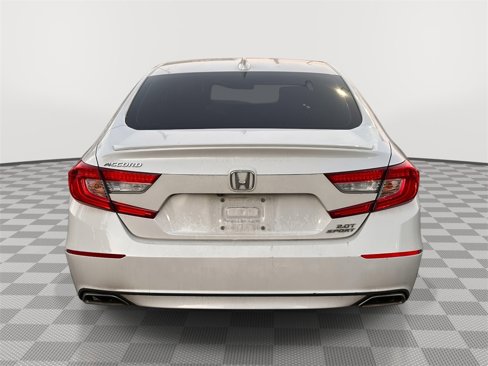 Used 2019 Honda Accord Sport image 4