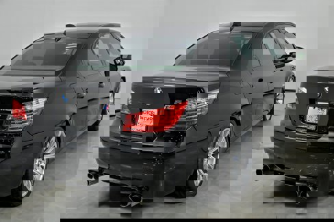 Used 2006 BMW M5 image 12