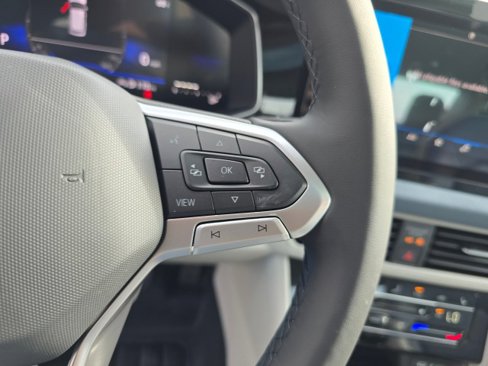 New 2025 Volkswagen Jetta SE image 31