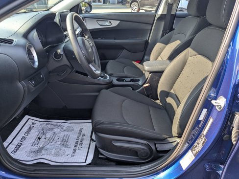 Used 2023 Kia Forte LXS image 13