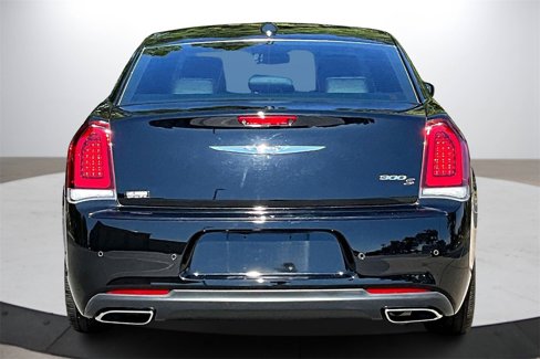 Certified 2019 Chrysler 300 S w/ 300S Premium Group image 7