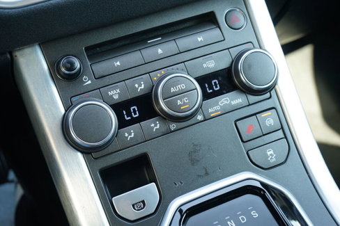 Used 2015 Land Rover Range Rover Evoque Pure Plus image 19
