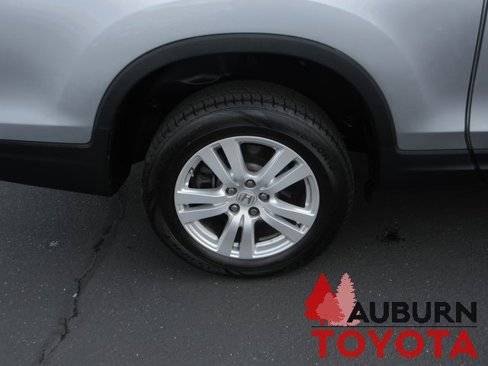 Used 2017 Honda Ridgeline RT image 4