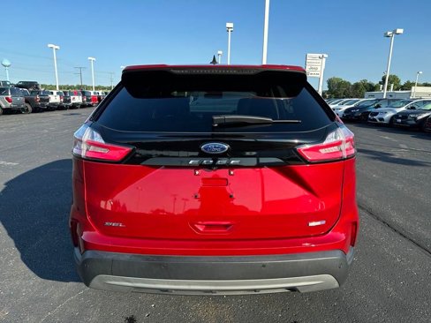 Used 2022 Ford Edge SEL image 4
