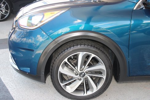 Used 2019 Kia Niro Touring image 12