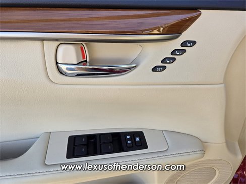 Used 2014 Lexus ES 300h image 21