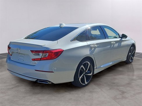Certified 2018 Honda Accord Sport image 4
