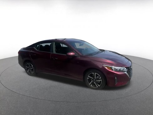 Used 2024 Nissan Sentra SV image 2