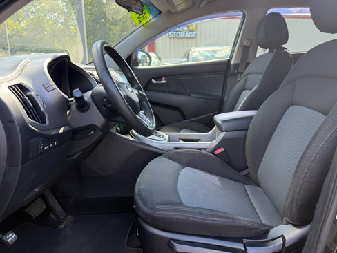 Used 2015 Kia Sportage LX image 8
