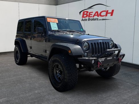 Used 2016 Jeep Wrangler Unlimited Rubicon w/ Connectivity Group image 7