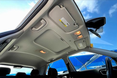 Used 2021 Hyundai Venue SEL w/ Premium Package image 13