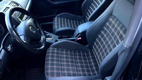 Used 2007 Volkswagen GTI 4-Door image 33
