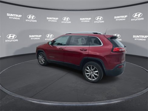 Used 2017 Jeep Cherokee Limited image 14