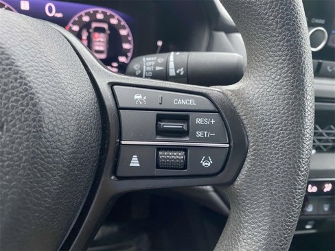 Certified 2023 Honda Accord EX image 18