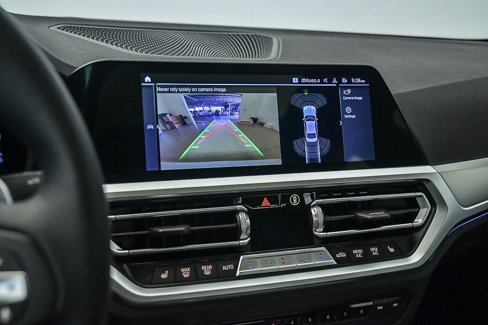 Certified 2022 BMW 330e w/ Premium Package image 24