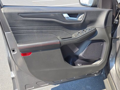 Used 2023 Ford Escape ST-Line Select image 23