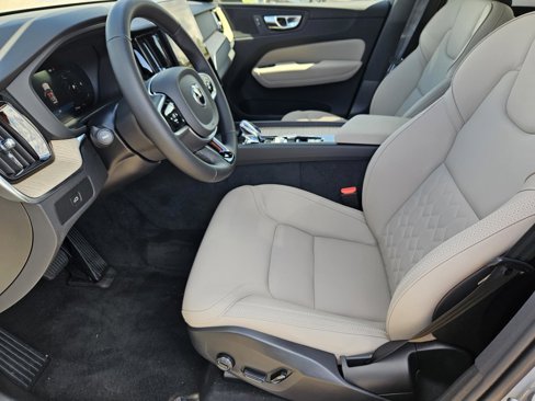 New 2026 Volvo XC60 B5 Plus w/ Protection Package Premier image 26