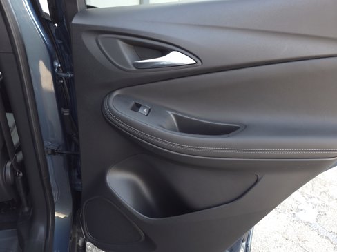 Used 2024 Buick Encore GX Sport Touring w/ Experience Buick Package image 35
