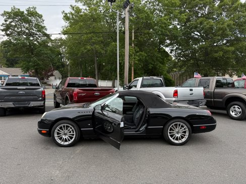 Used 2003 Ford Thunderbird image 12