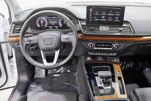 Used 2024 Audi Q5 Prestige image 14