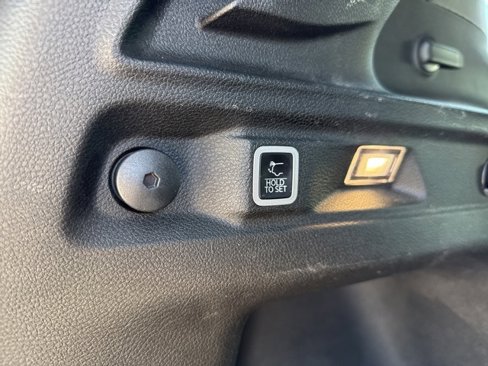 Used 2024 Jeep Grand Cherokee L Laredo image 26