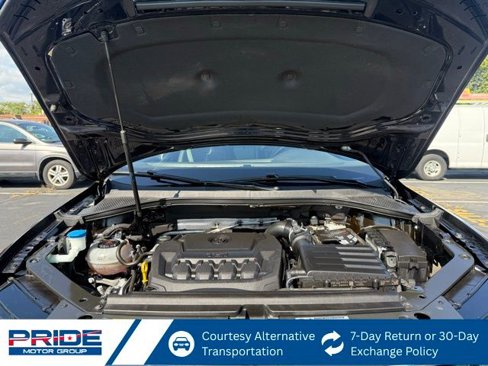 Used 2018 Volkswagen Tiguan SEL image 12