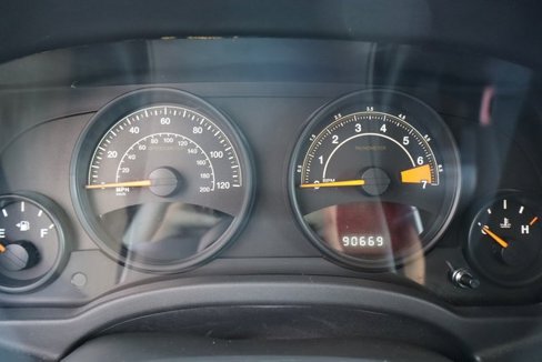 Used 2016 Jeep Patriot Latitude image 12