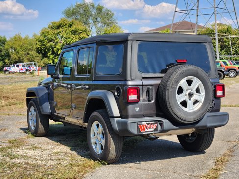 Used 2022 Jeep Wrangler Unlimited Sport image 12