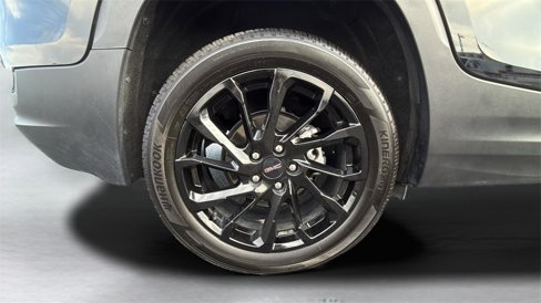 Used 2023 GMC Terrain SLE w/ Elevation Edition image 20