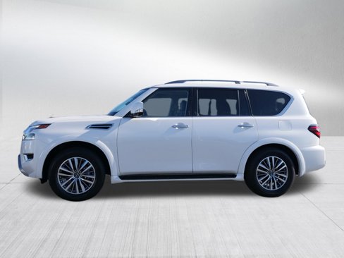 Used 2023 Nissan Armada SL w/ Captain's Chairs Package image 6