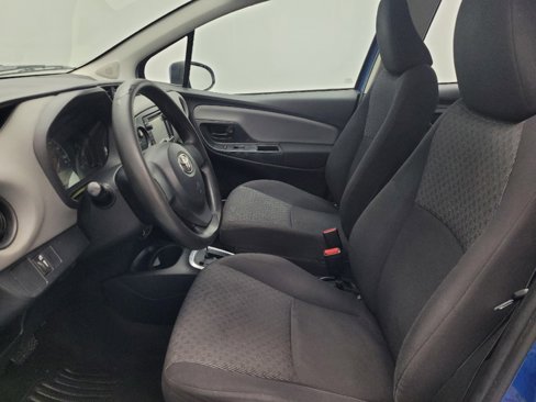 Used 2015 Toyota Yaris L image 17
