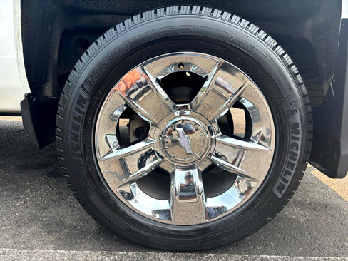 Used 2016 Chevrolet Silverado 1500 LTZ Z71 w/ LTZ Plus Package image 19