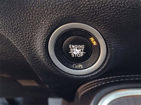 Certified 2018 Dodge Challenger SXT w/ Blacktop Package image 22