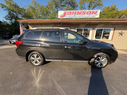 Used 2017 Nissan Pathfinder SL w/ SL Premium Package image 3
