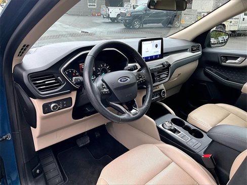 Used 2020 Ford Escape SEL image 14