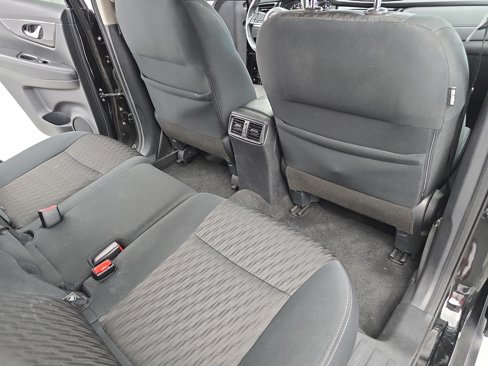Certified 2019 Nissan Rogue SV image 11