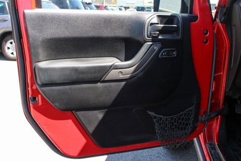 Used 2014 Jeep Wrangler Unlimited Sport image 10
